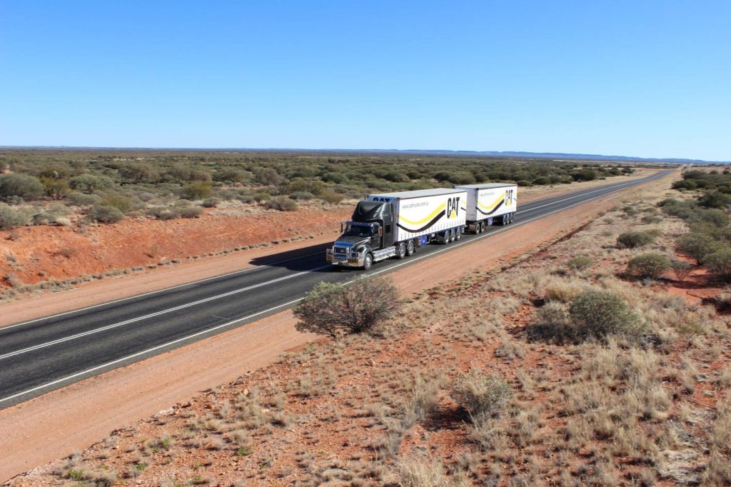 Outback Truckers Pics, TV Show Collection
