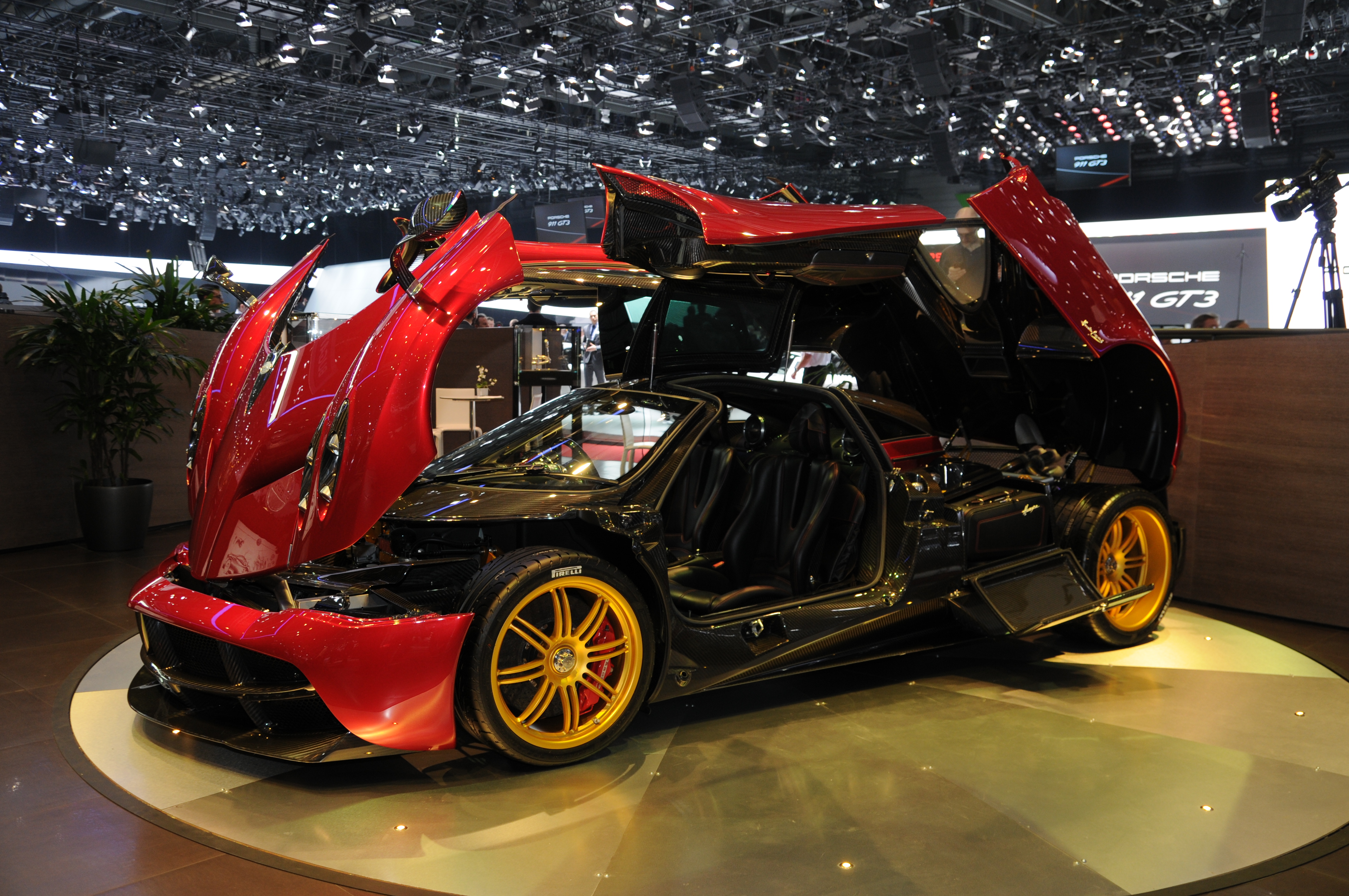 Pagani Huayra Backgrounds, Compatible - PC, Mobile, Gadgets| 4288x2848 px