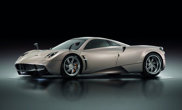Amazing Pagani Pictures & Backgrounds
