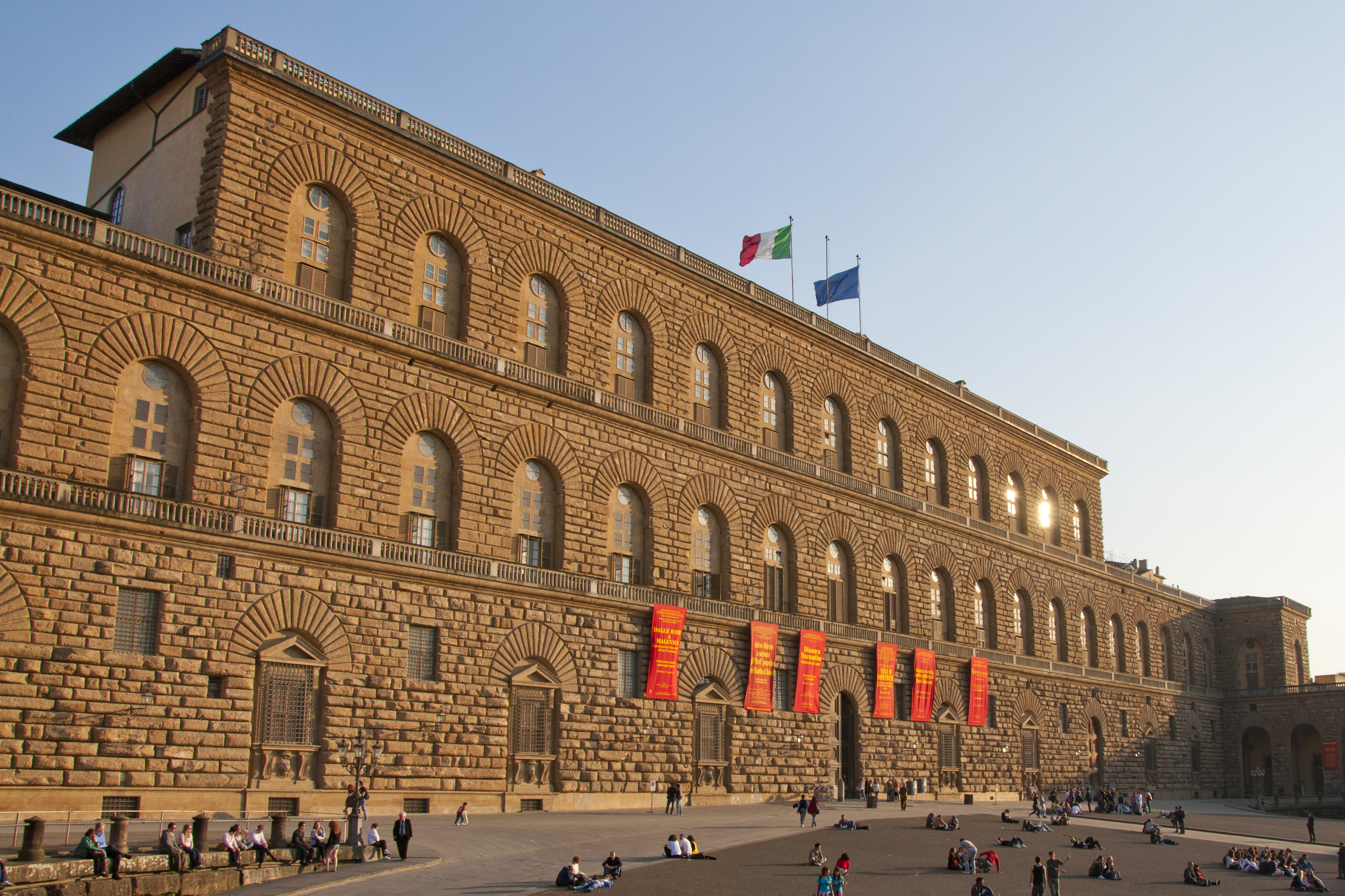 Palazzo Pitti Backgrounds on Wallpapers Vista