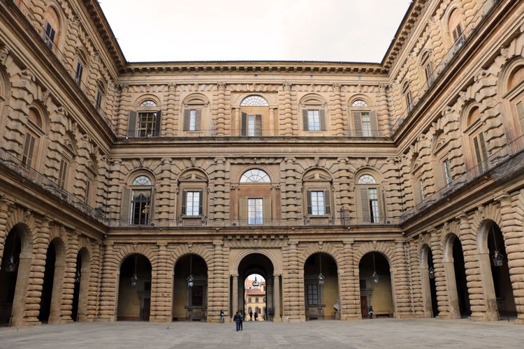 Amazing Palazzo Pitti Pictures & Backgrounds