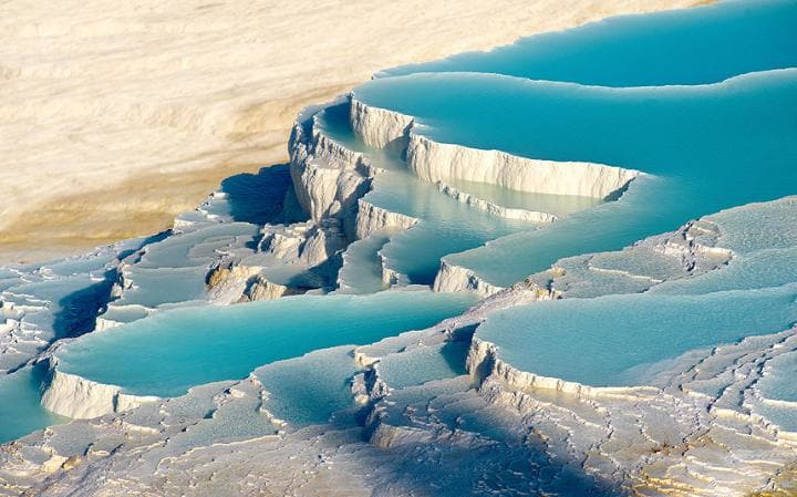 Amazing Pamukkale Pictures & Backgrounds