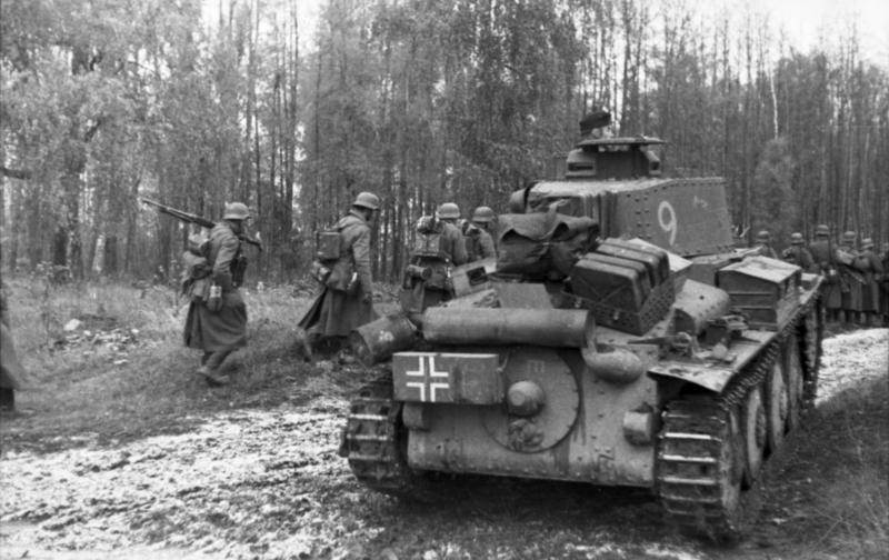 Panzer 38(t) #9