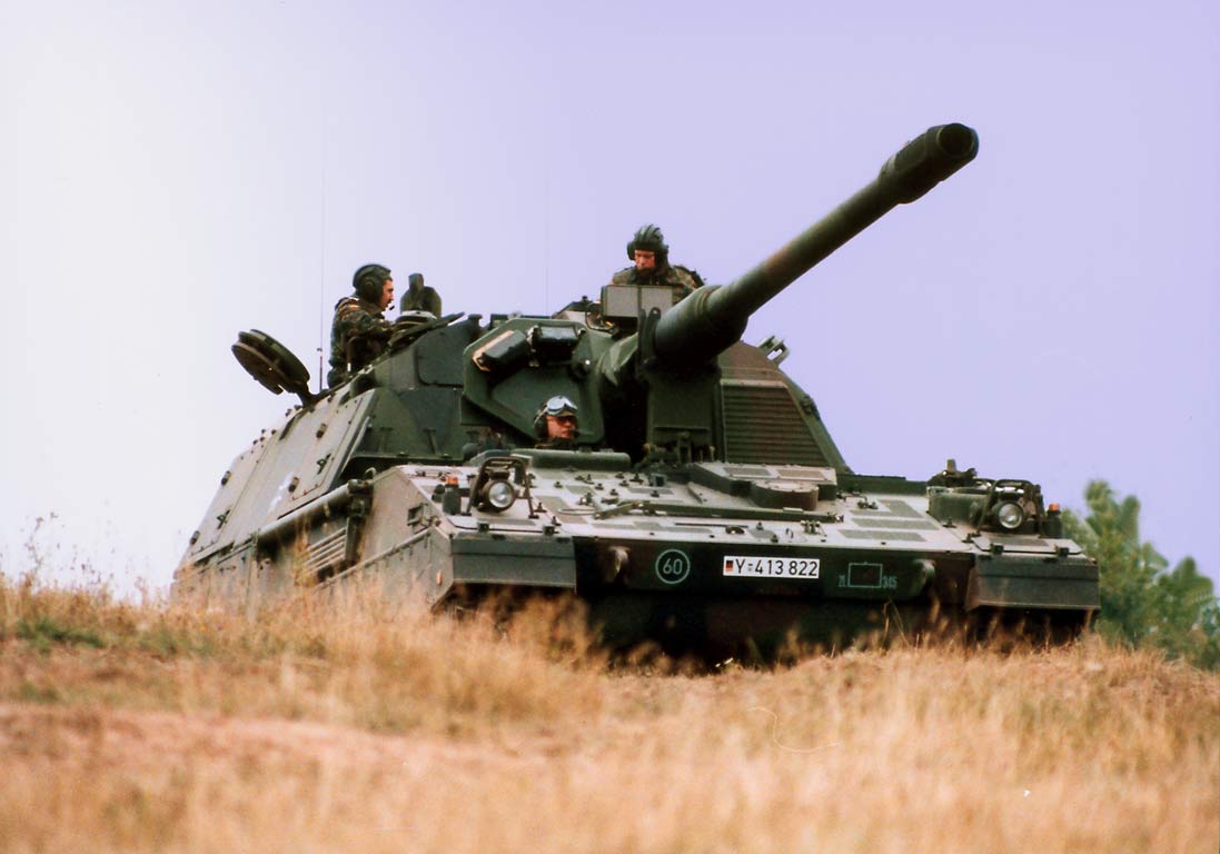 Panzerhaubitze 2000 #20
