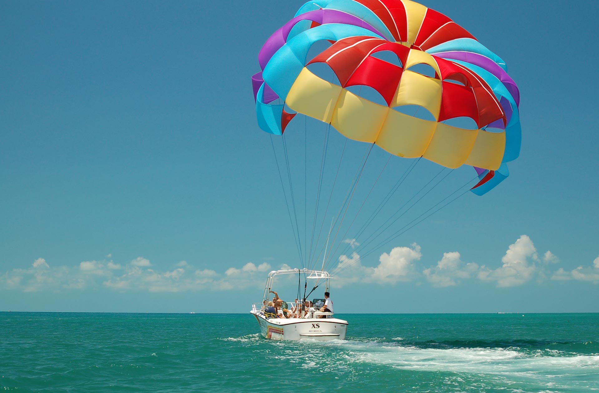 HD Quality Wallpaper | Collection: Sports, 1920x1261 Parasailing
