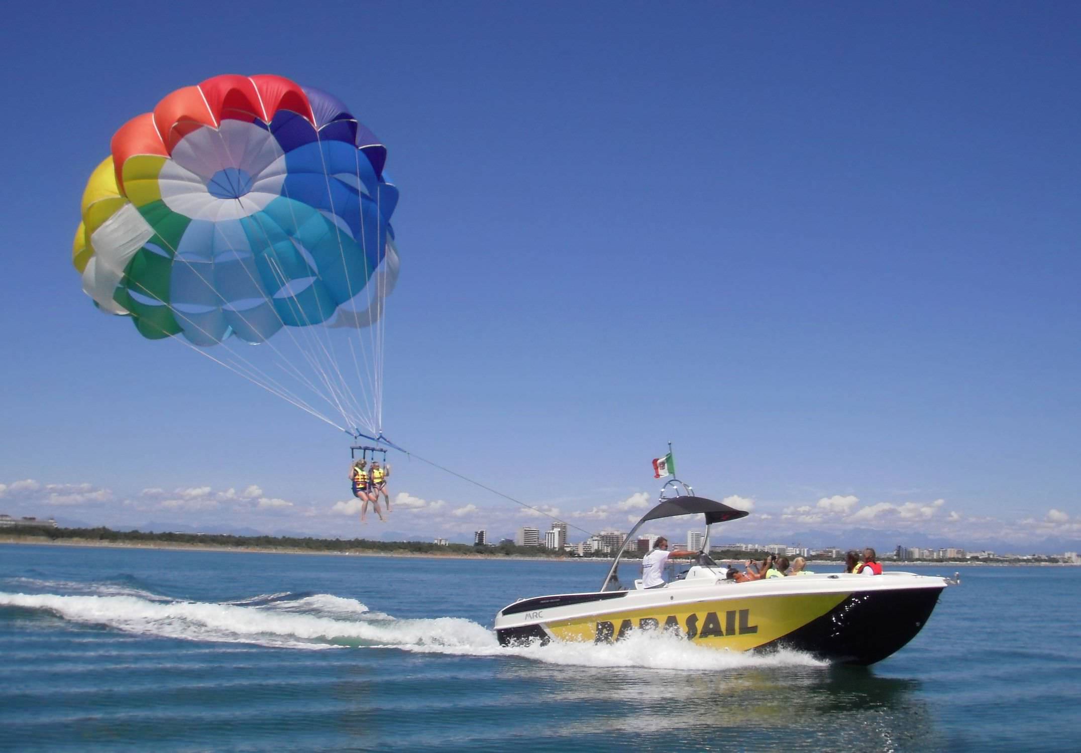 HD Quality Wallpaper | Collection: Sports, 2152x1500 Parasailing