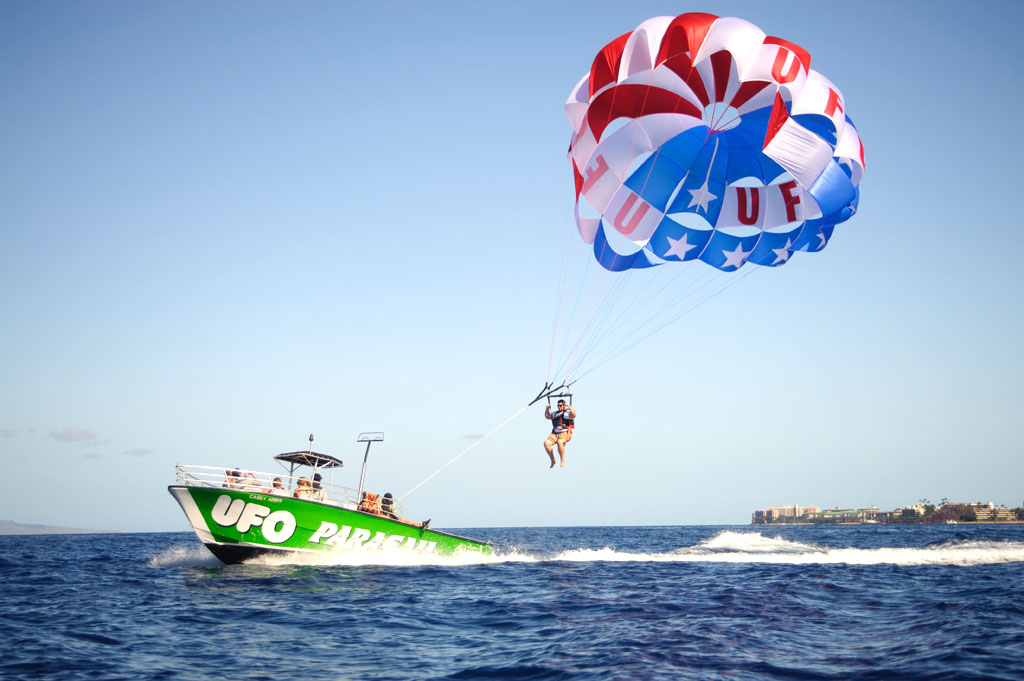 Parasailing High Quality Background on Wallpapers Vista