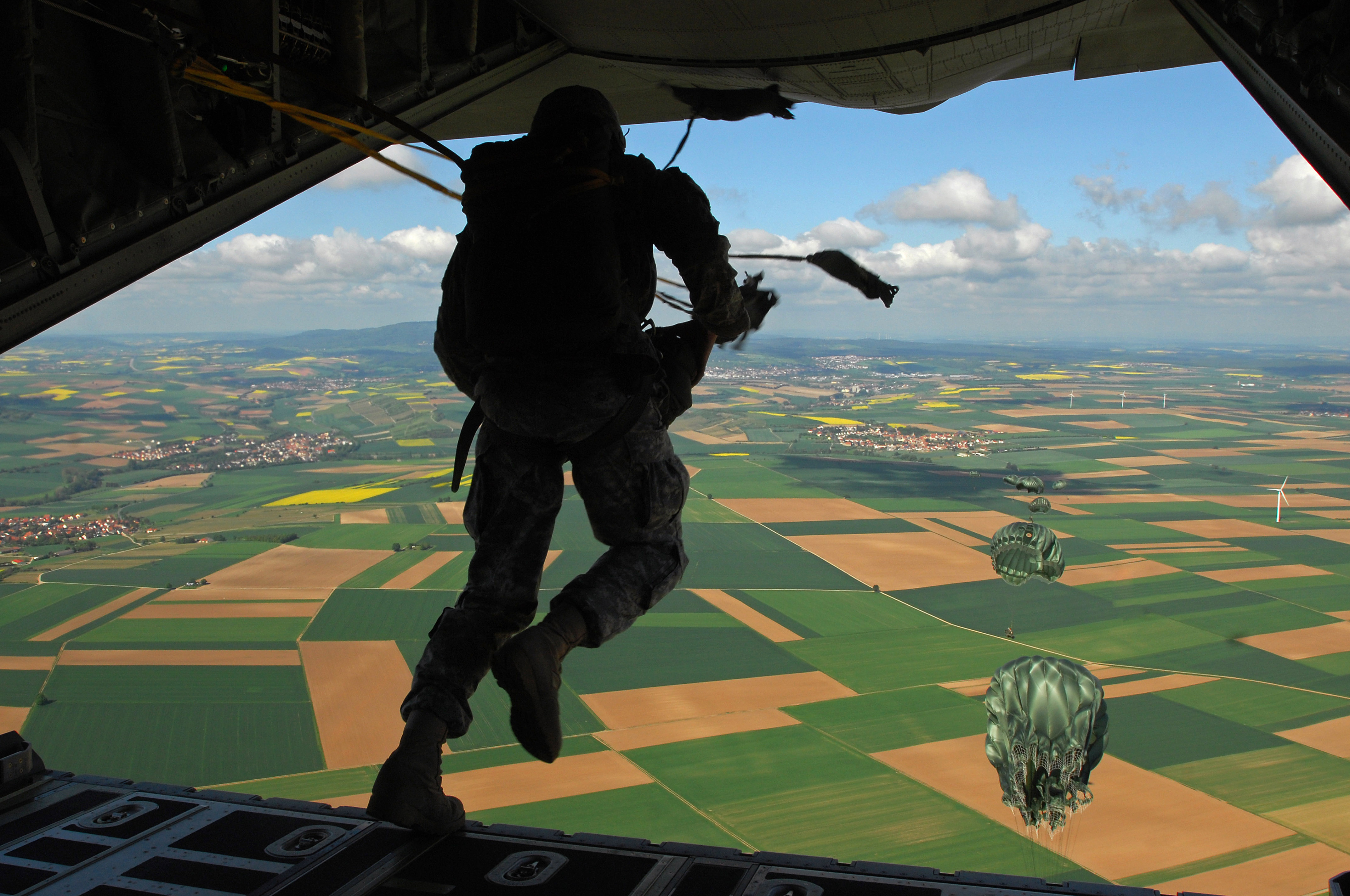 Paratrooper Backgrounds on Wallpapers Vista