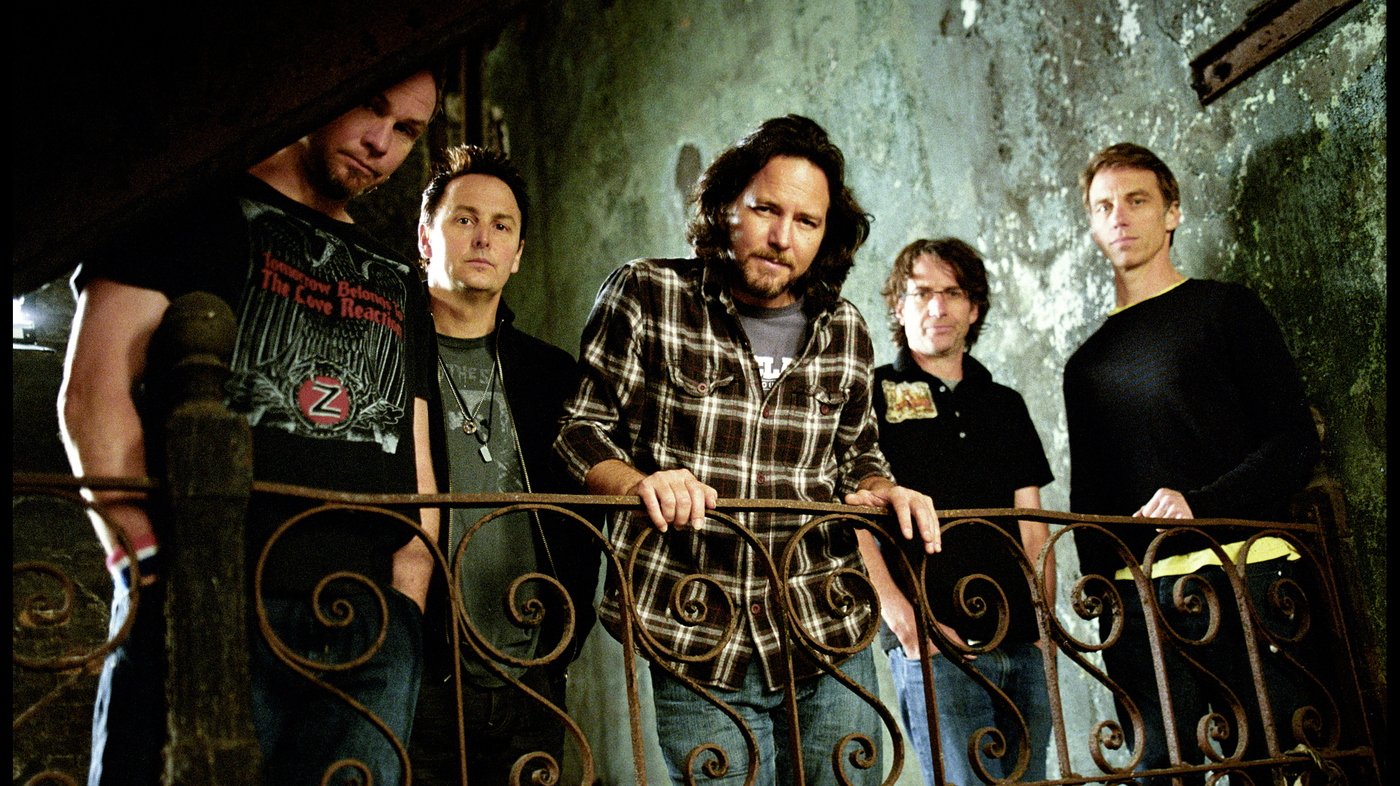 Pearl Jam Pics, Music Collection