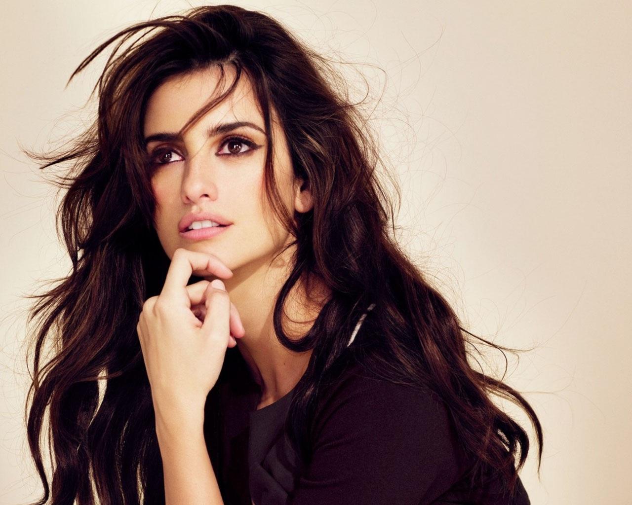 Penelope Cruz Wallpapers Celebrity Hq Penelope Cruz Pictures 4k Wallpapers 2019 Why do they always have to have these people with 'the fly'? penelope cruz wallpapers celebrity hq