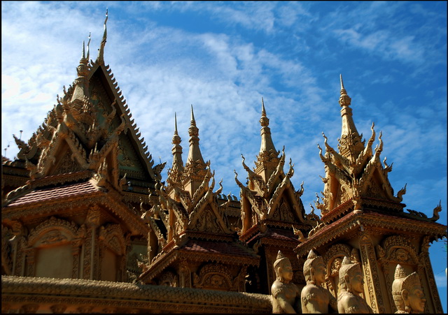 Nice wallpapers Phnom Penh Temple 640x451px