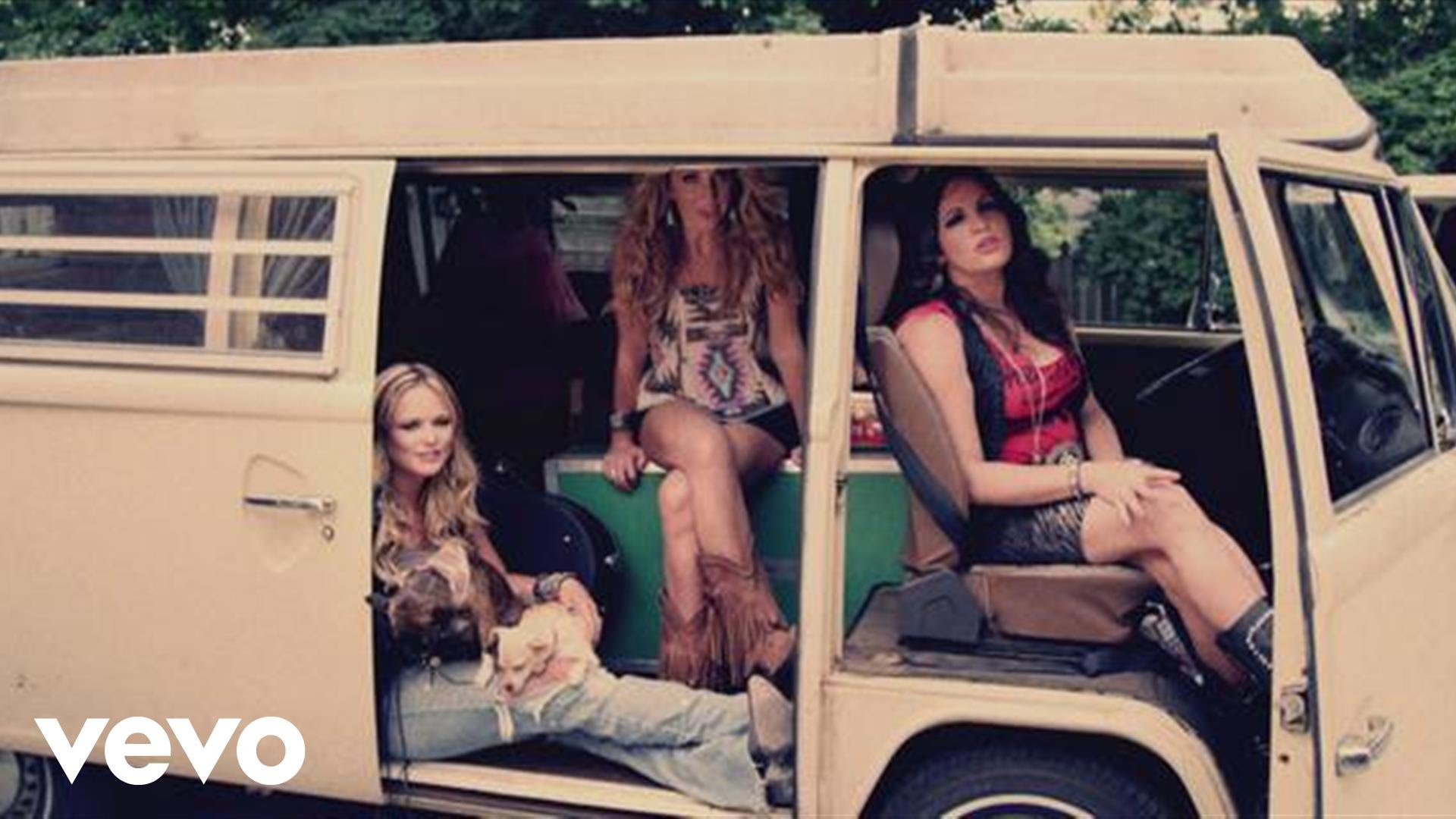 HQ Pistol Annies Wallpapers | File 177.59Kb