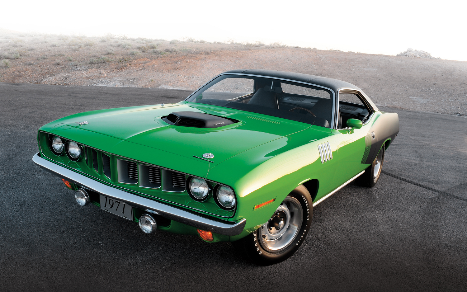 Plymouth Barracuda High Quality Background on Wallpapers Vista