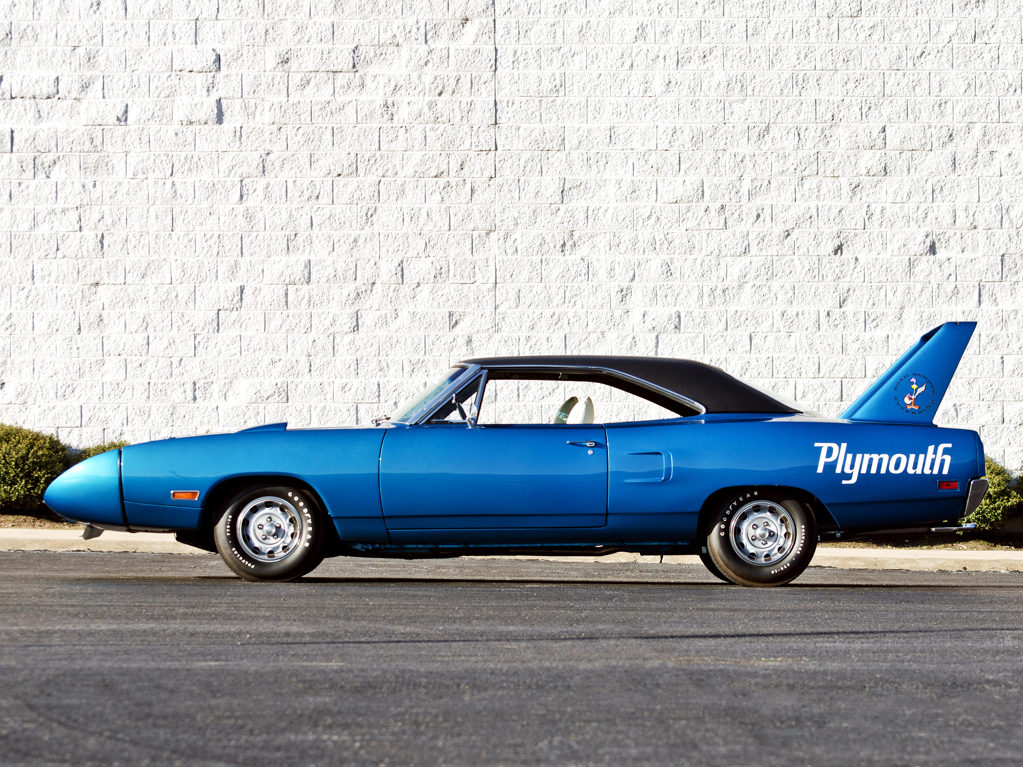 2048x1536 > Plymouth Road Runner Superbird Wallpapers