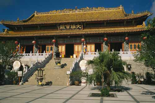 Amazing Po Lin Monastery Pictures & Backgrounds