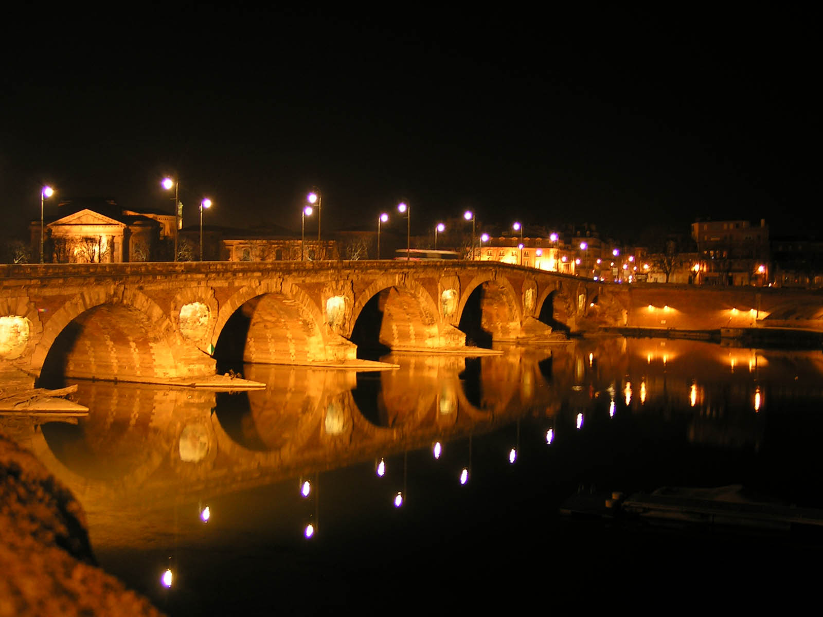 HD Quality Wallpaper | Collection: Man Made, 1600x1200 Pont Neuf, Toulouse