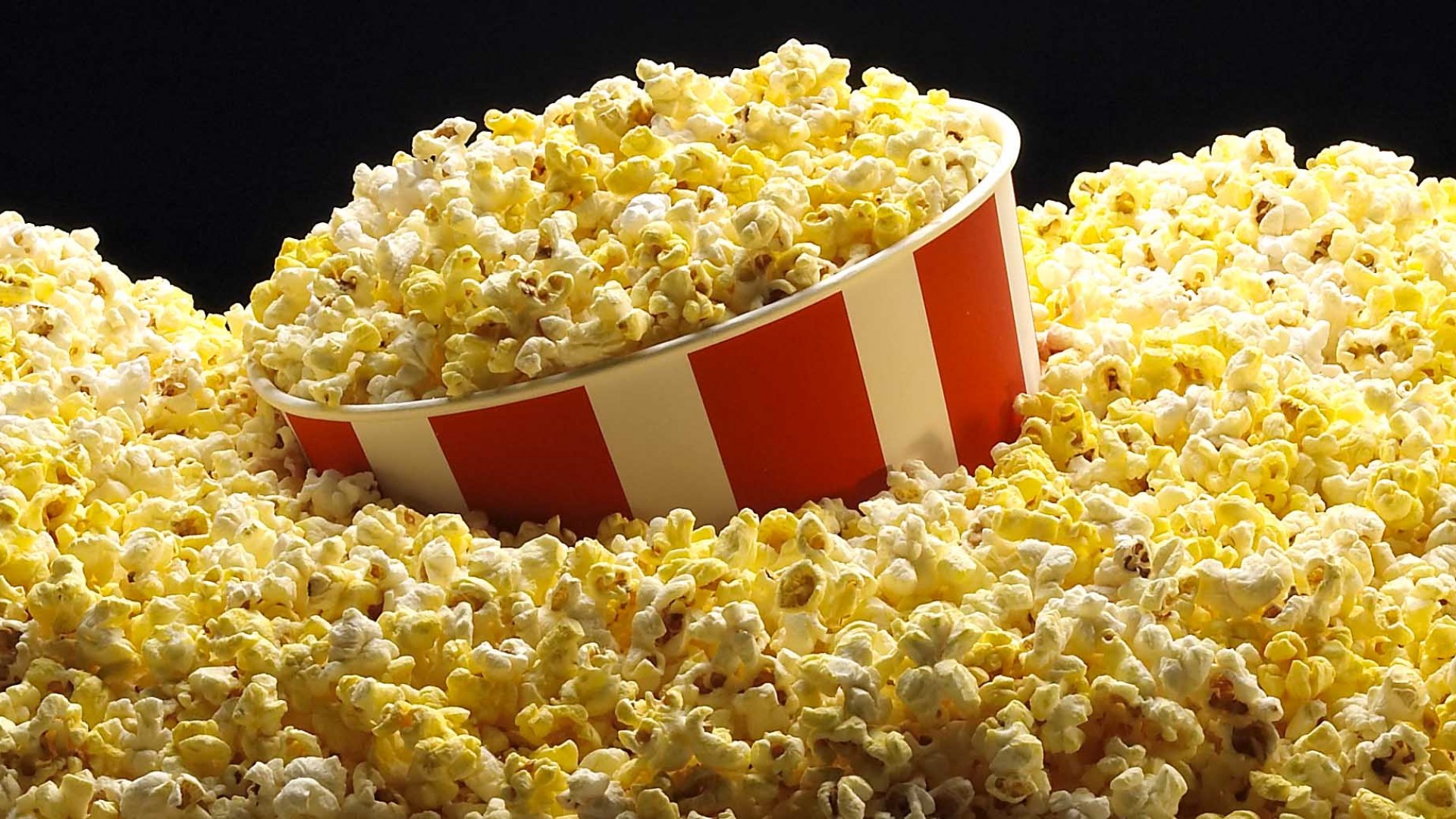 Amazing Popcorn Pictures & Backgrounds