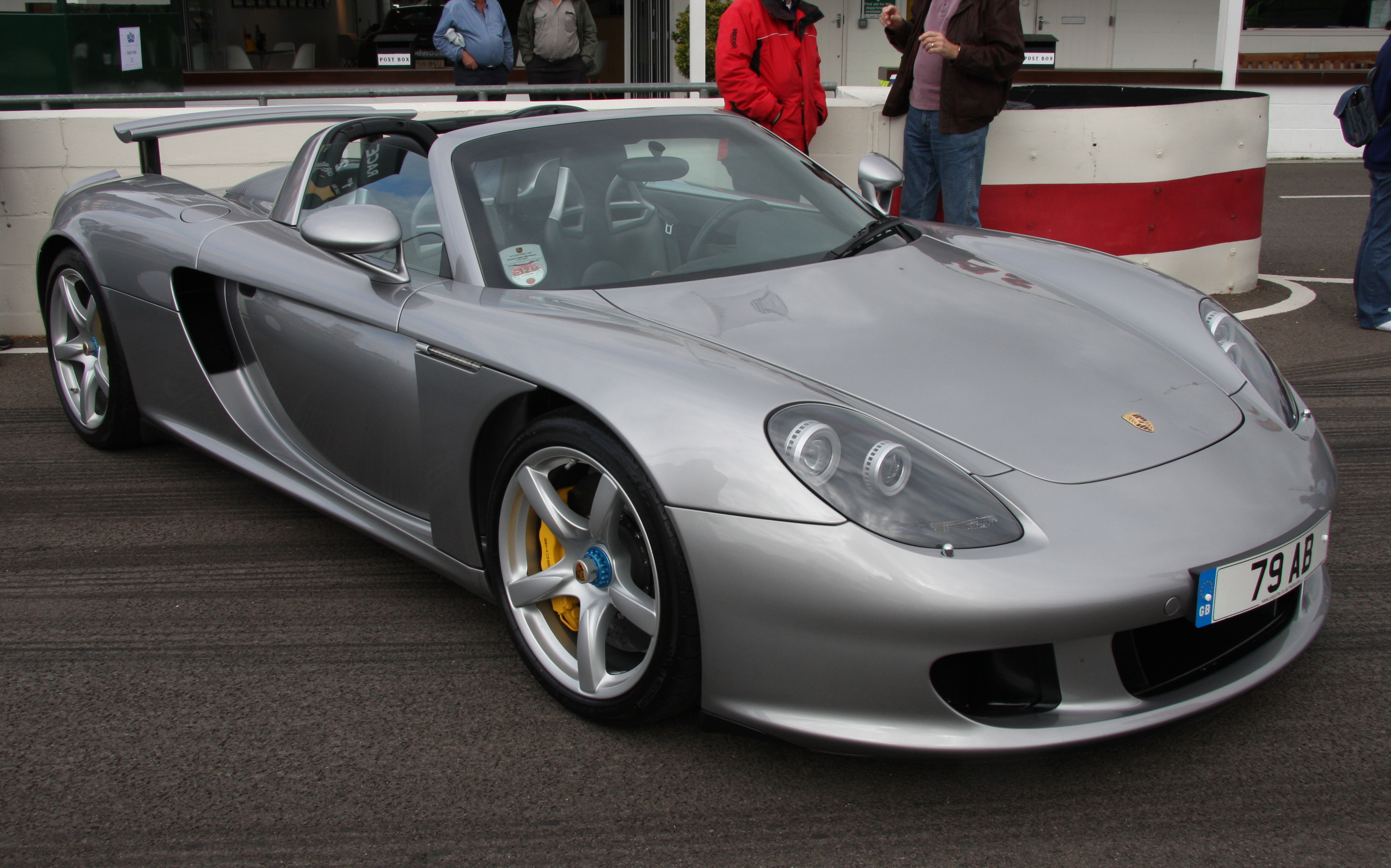 Porsche Carrera GT Backgrounds on Wallpapers Vista