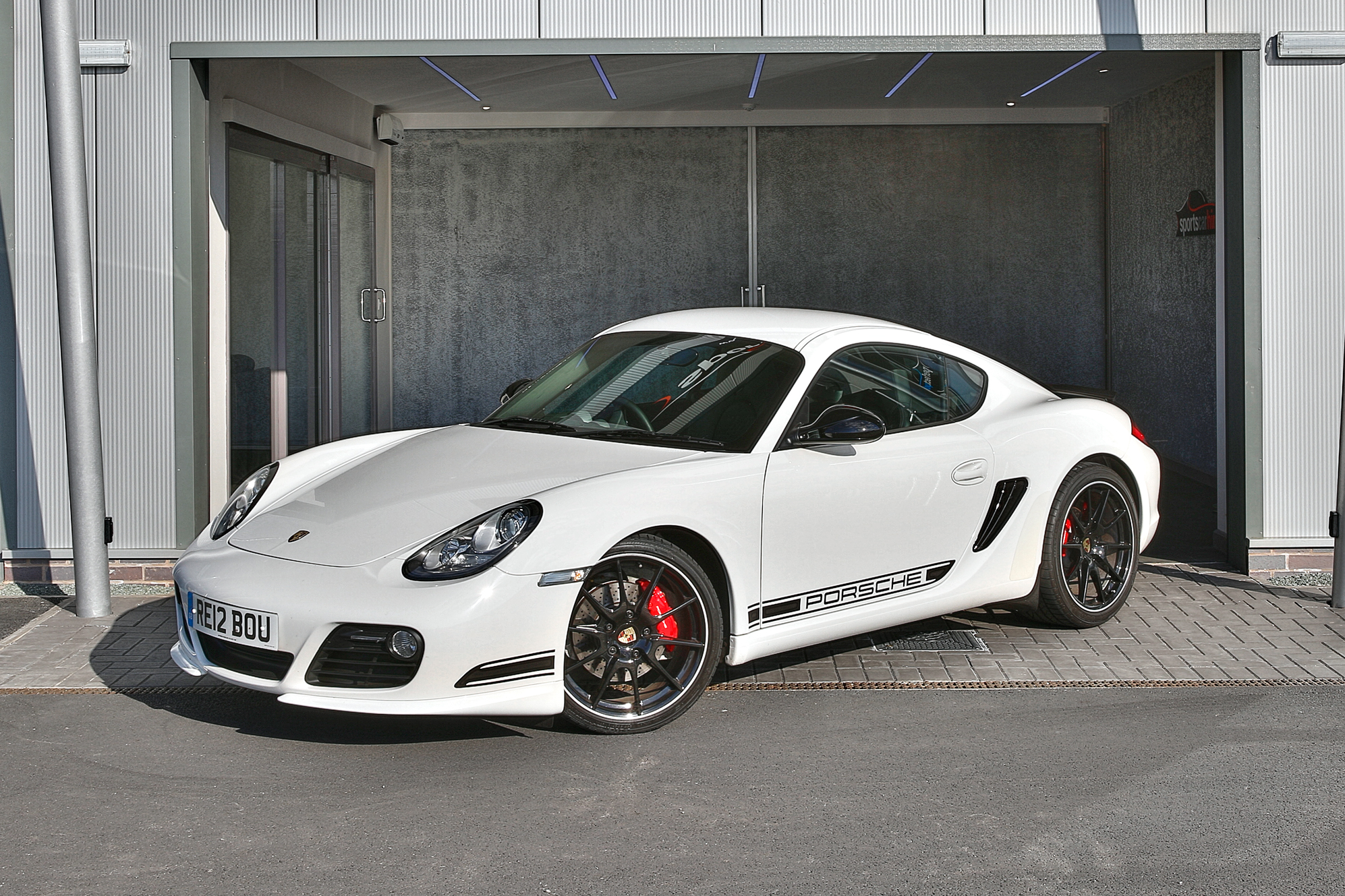 High Resolution Wallpaper | Porsche Cayman R 1994x1329 px