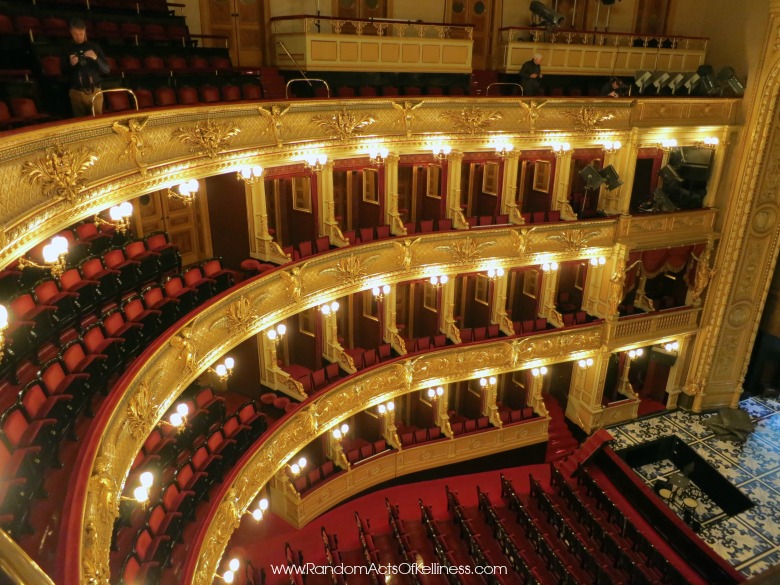 HQ Prague National Theatre Wallpapers | File 162.66Kb