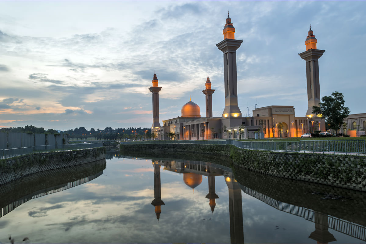 Images of Putrajaya Mosque | 1200x800