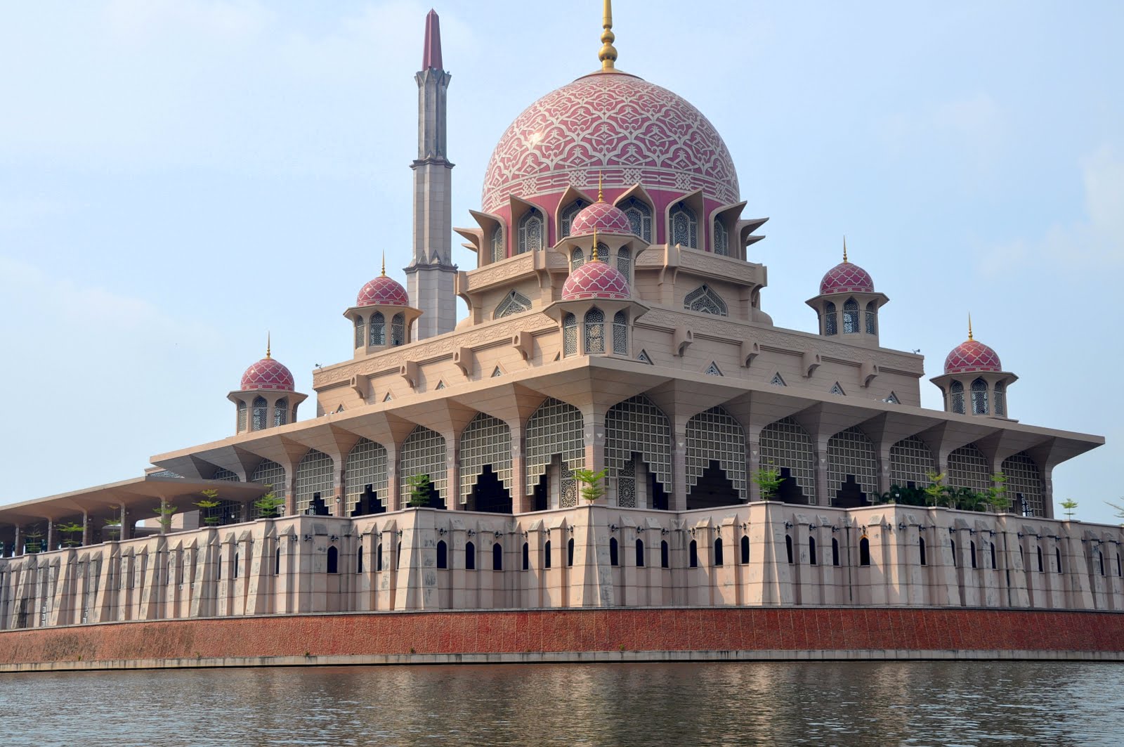 Putra Mosque Backgrounds on Wallpapers Vista