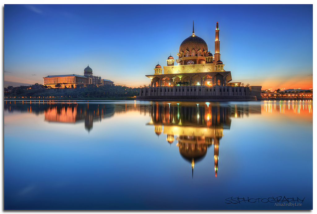 High Resolution Wallpaper | Putra Mosque 1024x691 px