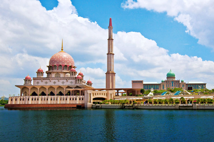 HD Quality Wallpaper | Collection: Religious, 740x493 Putrajaya Mosque