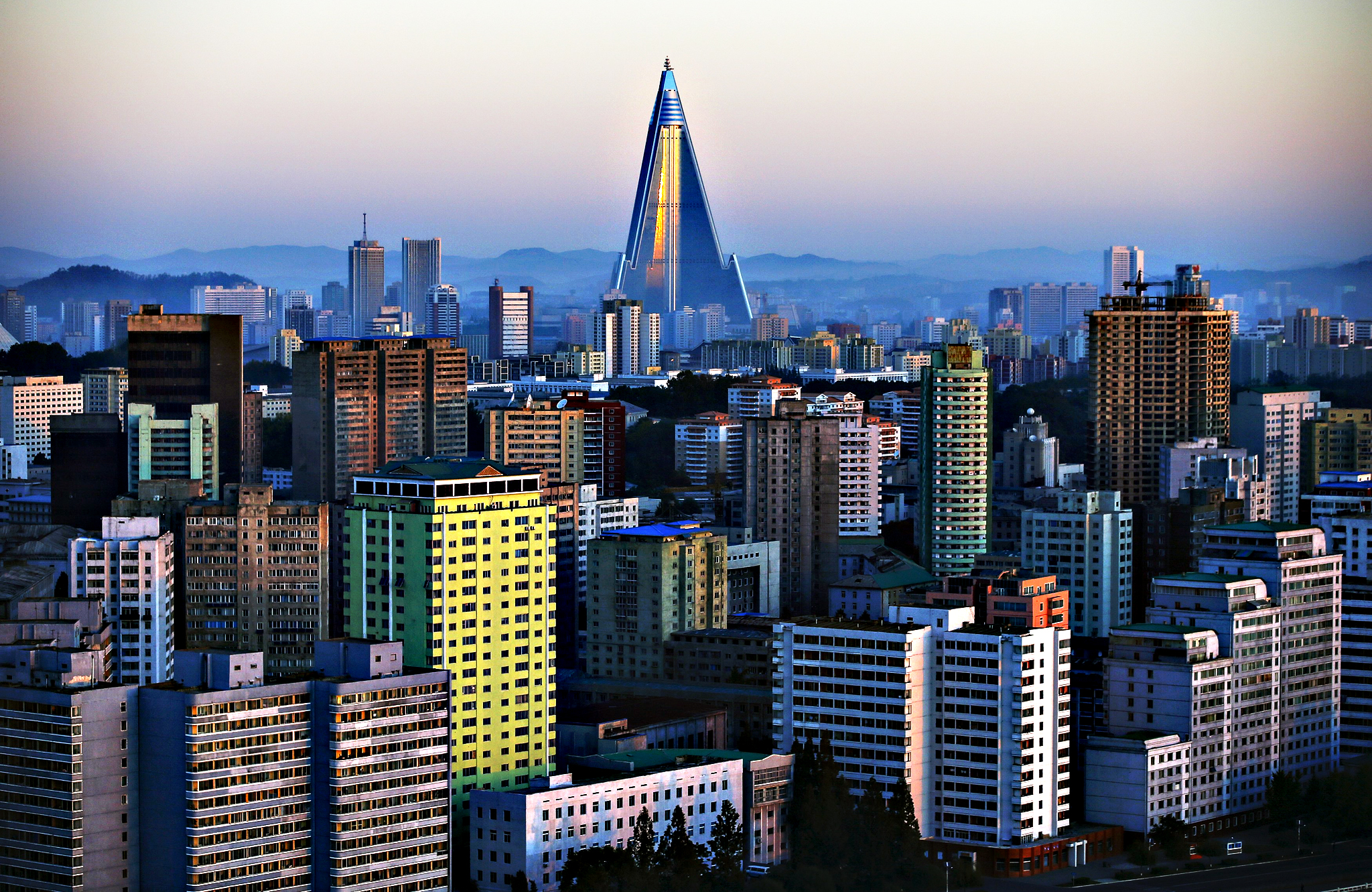 HD Quality Wallpaper | Collection: Man Made, 2048x1331 Pyongyang