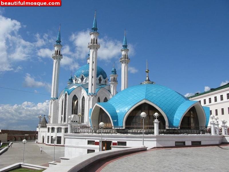 Amazing Qolsharif Mosque Pictures & Backgrounds