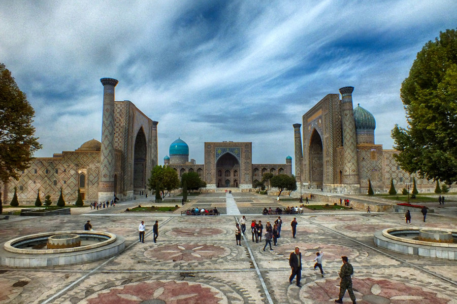 Images of Registan Square | 900x600