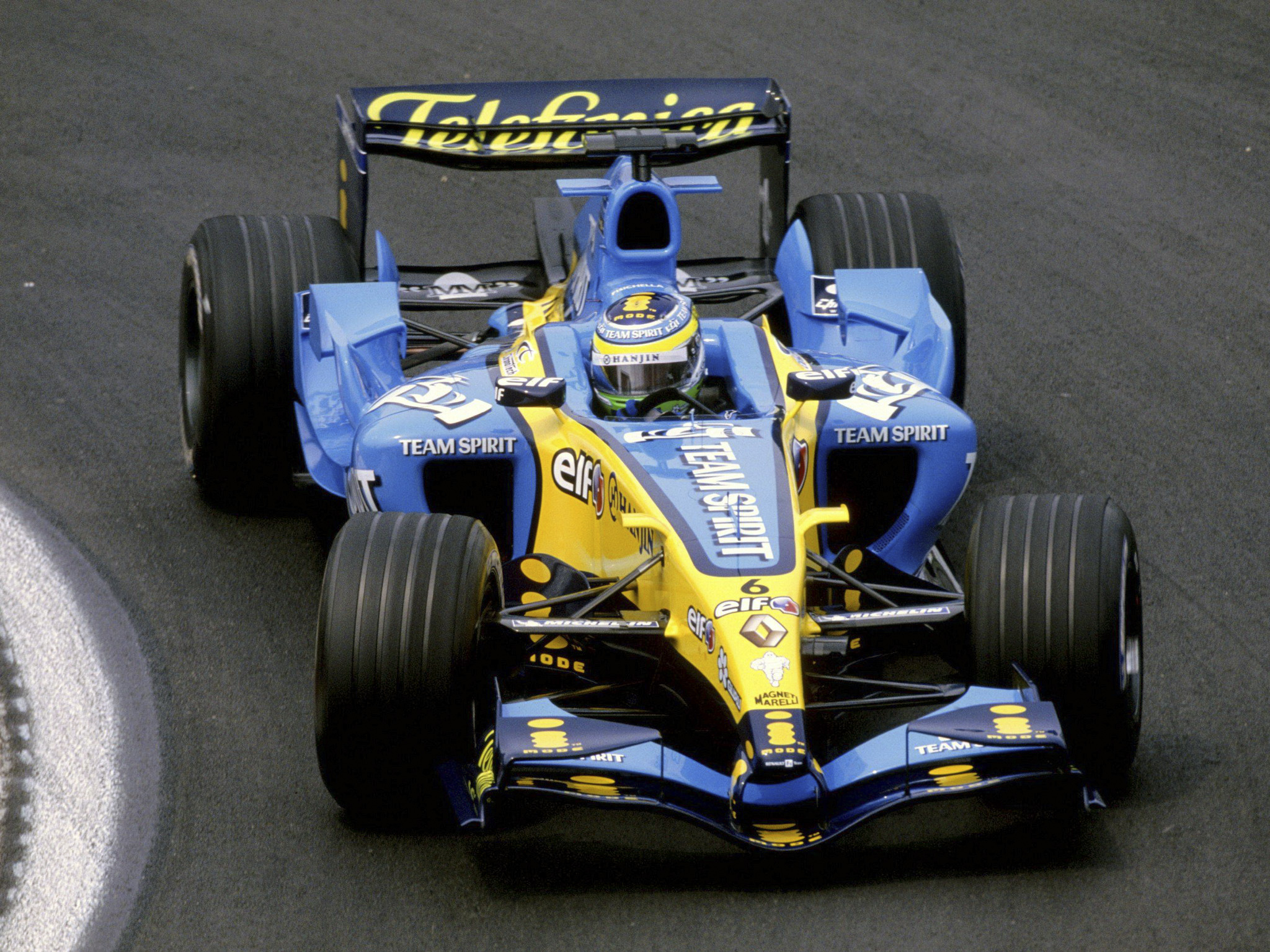 Renault R25 High Quality Background on Wallpapers Vista