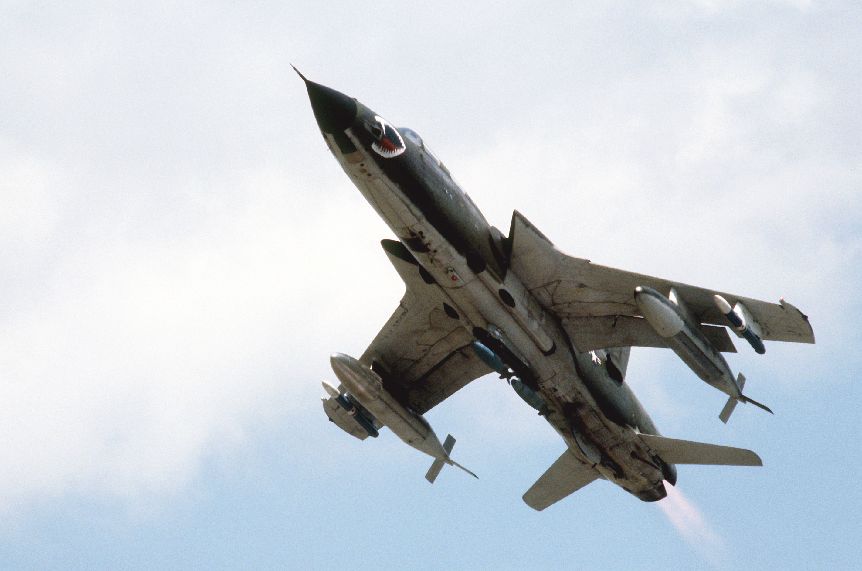 Republic F-105 Thunderchief Pics, Military Collection