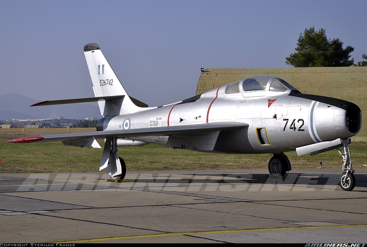 Republic F-84F Thunderstreak #16