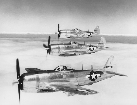 Republic P-47 Thunderbolt Pics, Military Collection
