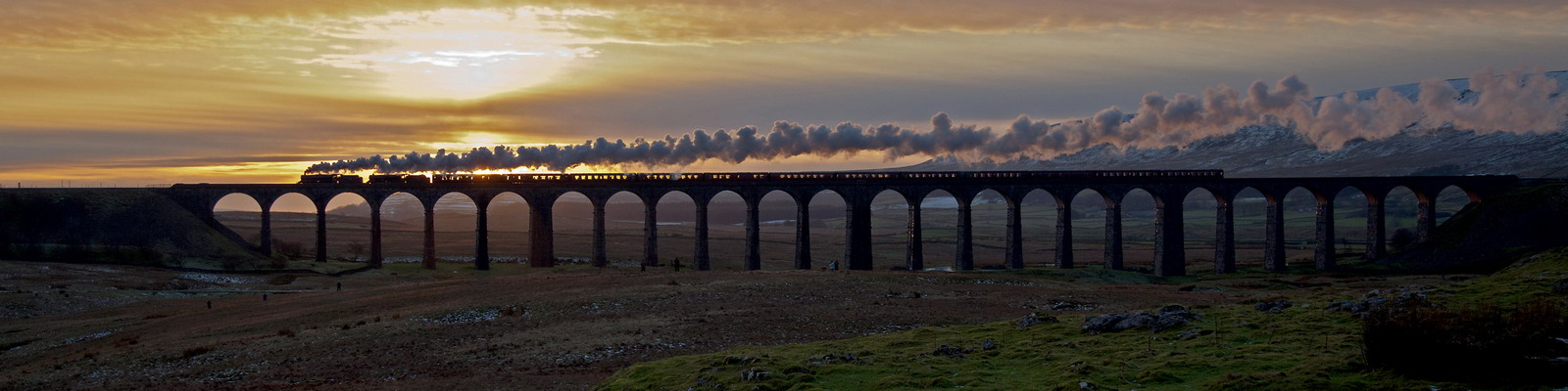 Ribblehead Viaduct Backgrounds, Compatible - PC, Mobile, Gadgets| 1600x400 px