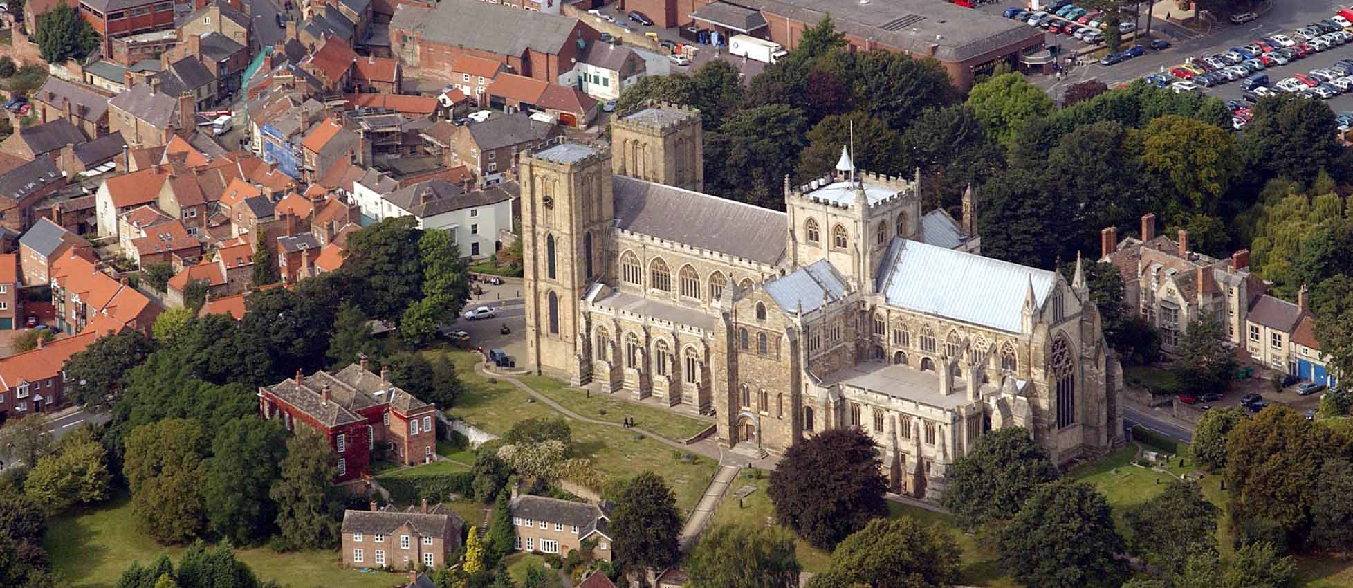 1956x850 > Ripon Cathedral Wallpapers