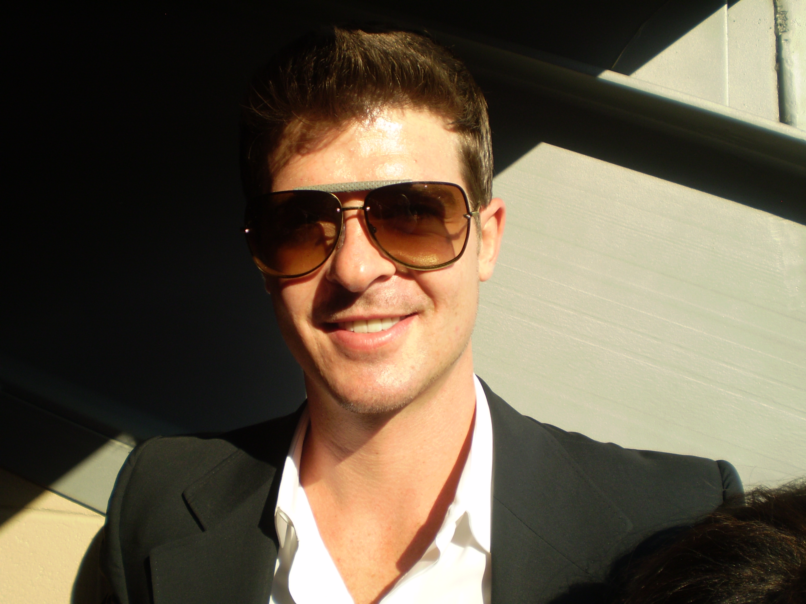 Robin Thicke Pics, Music Collection