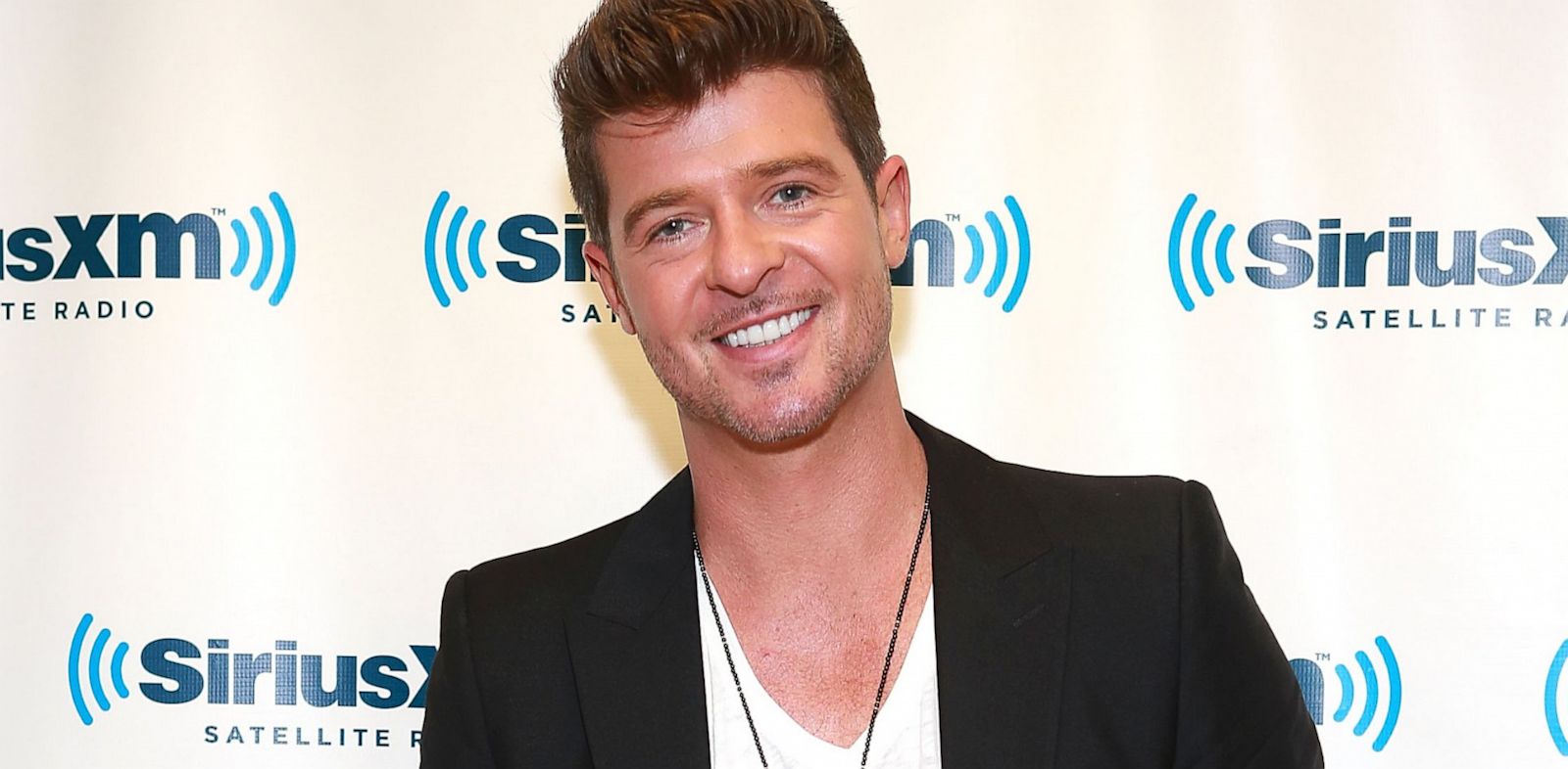 Robin Thicke Backgrounds, Compatible - PC, Mobile, Gadgets| 1600x786 px