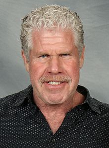 Images of Ron Perlman | 220x298