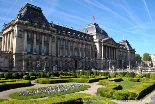 Amazing Royal Palace Of Brussels Pictures & Backgrounds