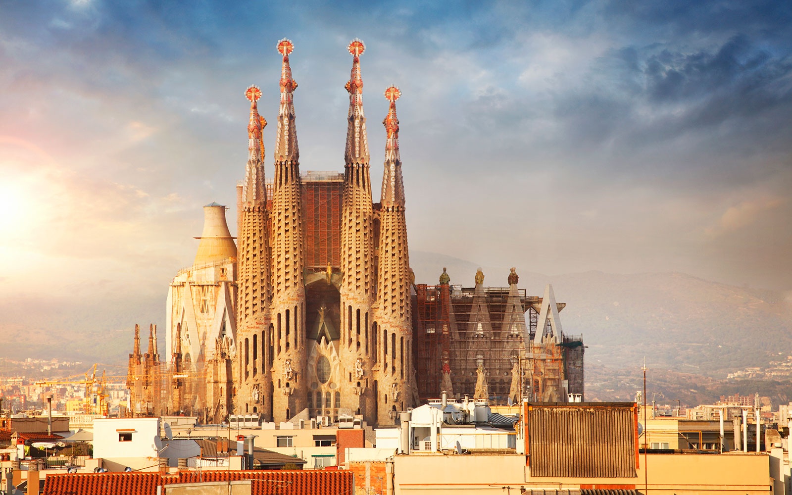 Sagrada Família High Quality Background on Wallpapers Vista