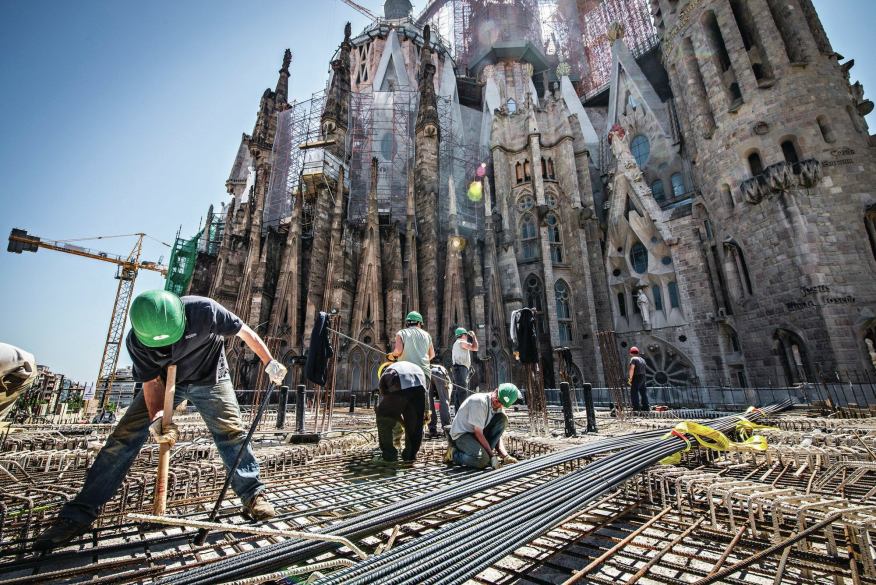 Amazing Sagrada Família Pictures & Backgrounds