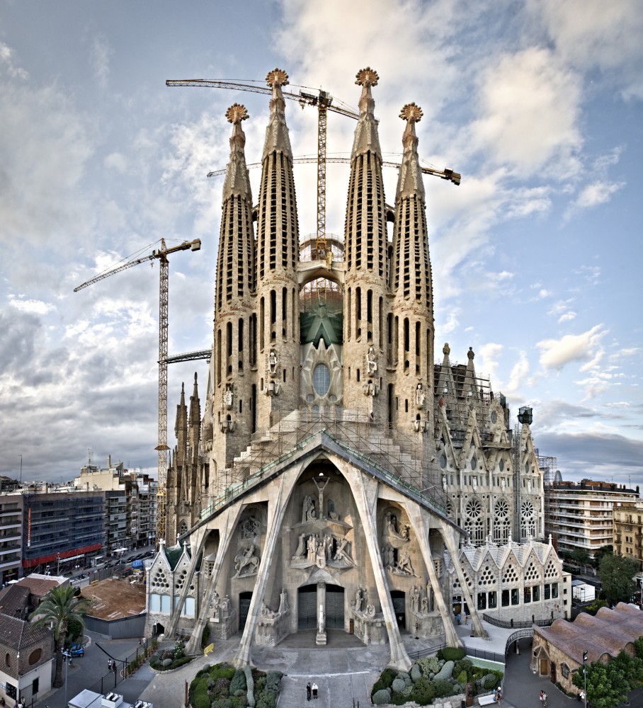 Sagrada Família Backgrounds on Wallpapers Vista