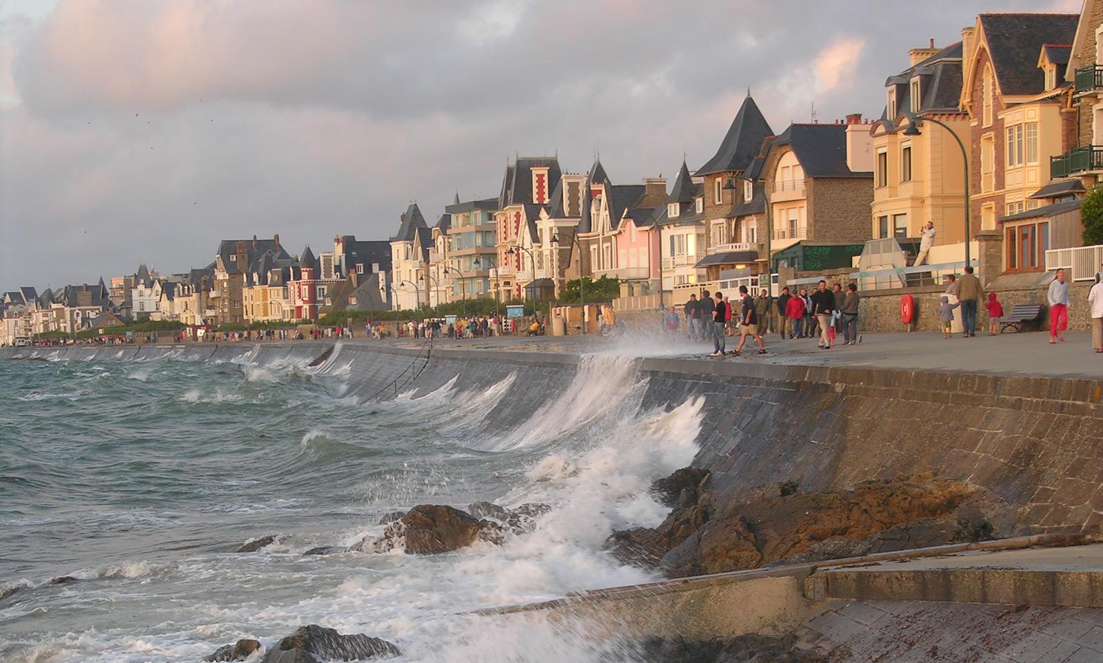 Amazing Saint Malo Pictures & Backgrounds