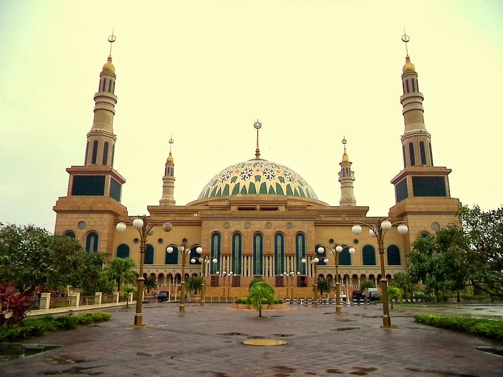Amazing Samarinda Islamic Center Pictures & Backgrounds