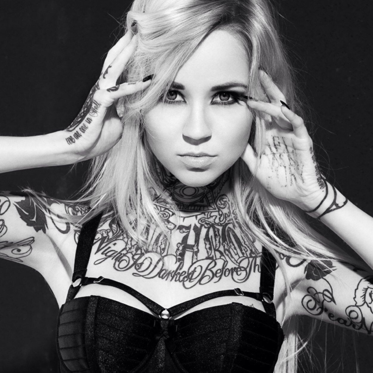 Amazing Sara Fabel Pictures & Backgrounds