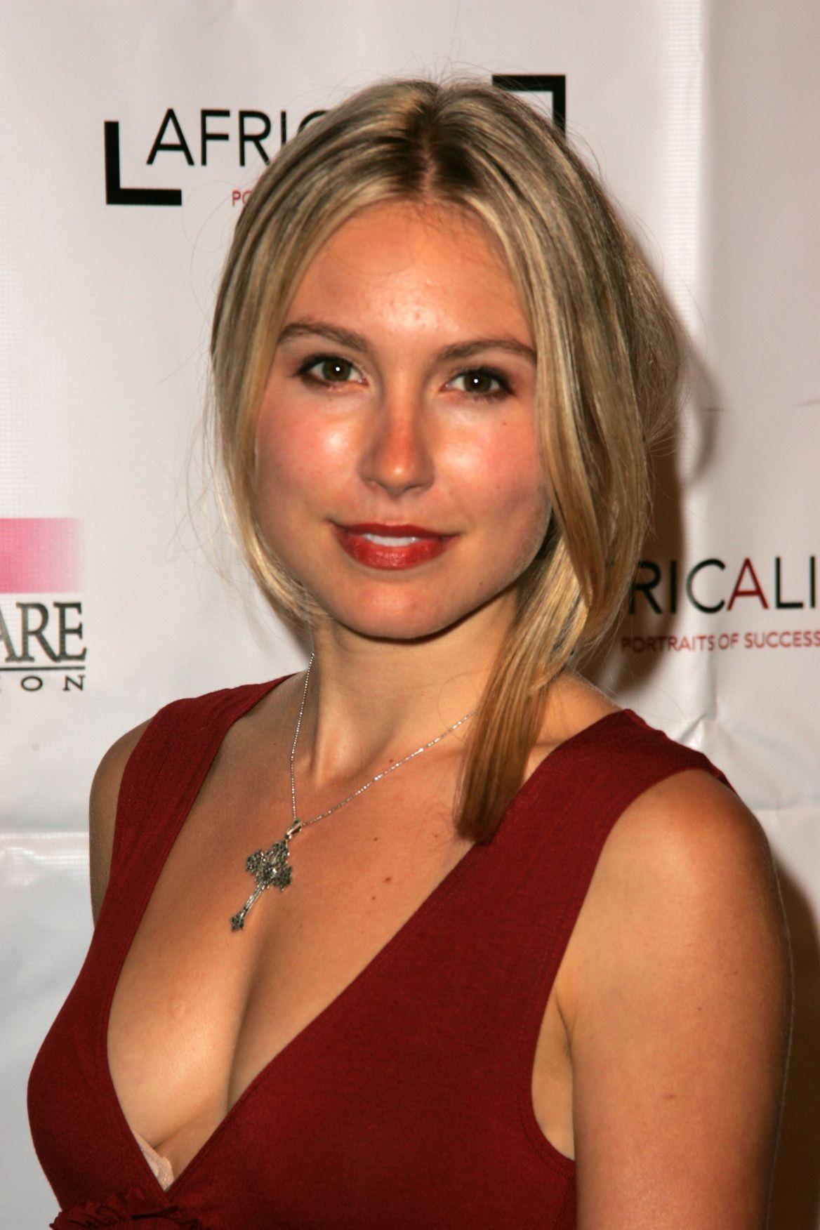 1000+ images about Sarah Carter on Pinterest Actresses, For her and Photos....