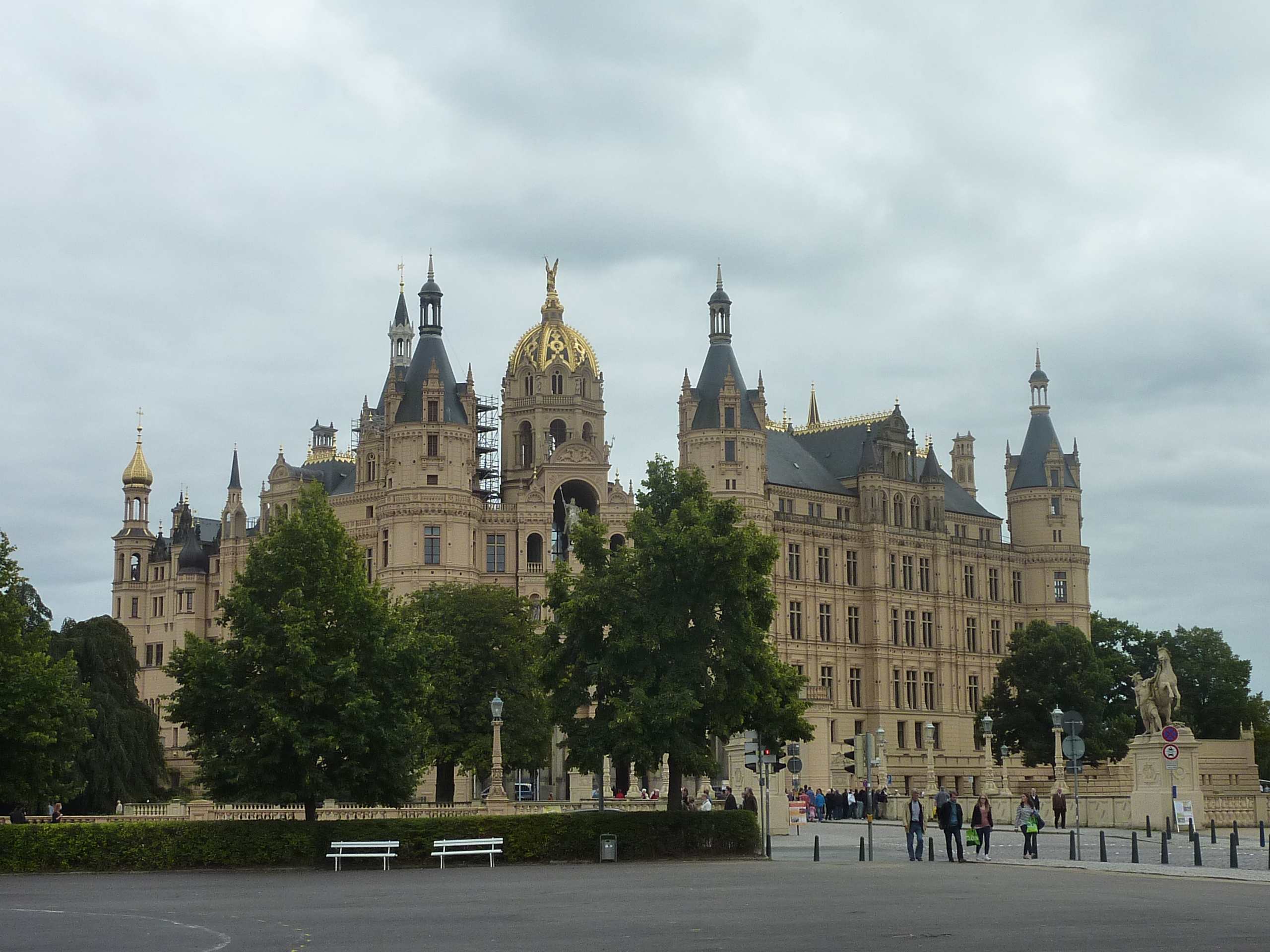 Nice wallpapers Schwerin Palace 2560x1920px