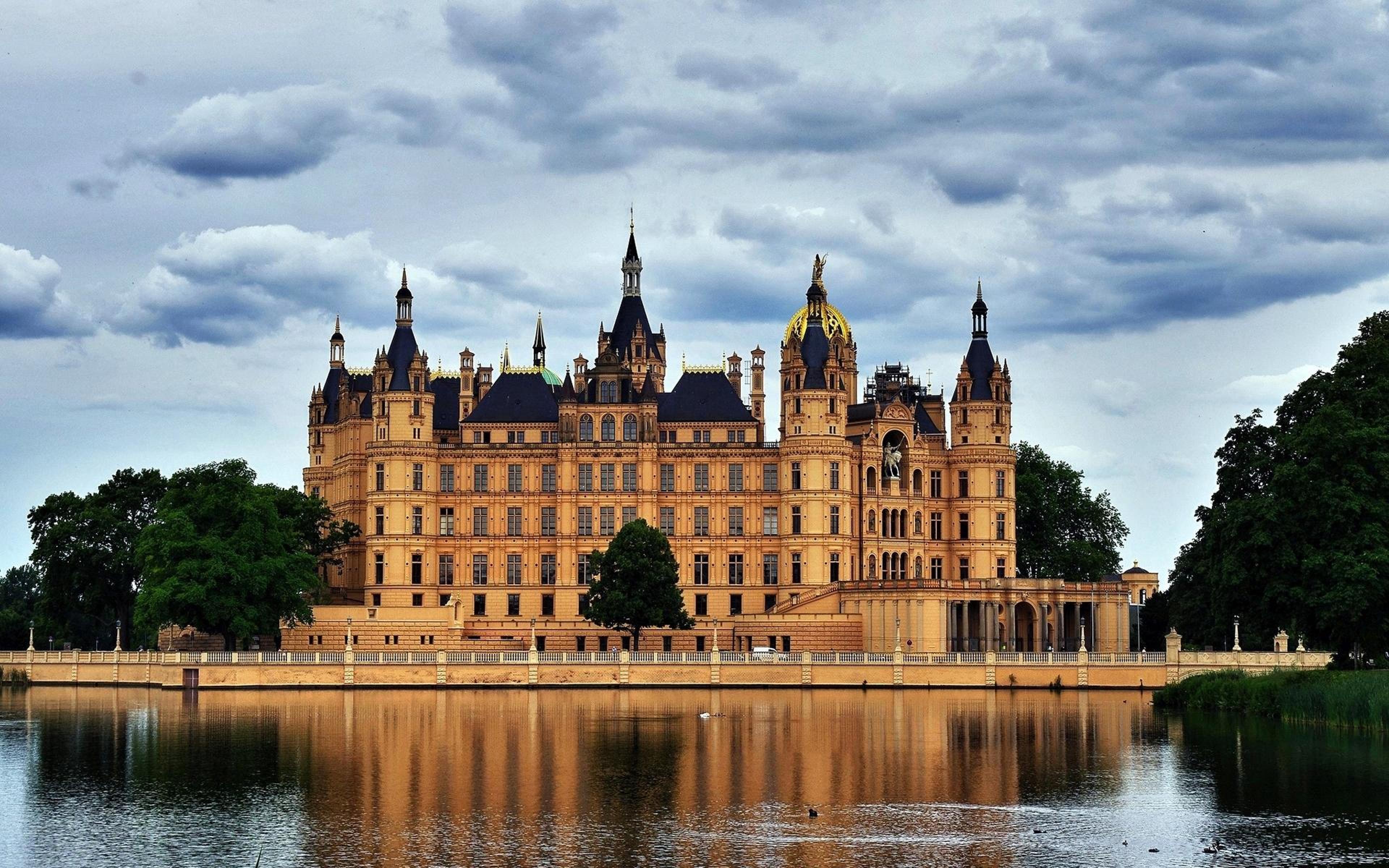 Nice wallpapers Schwerin Palace 3840x2400px